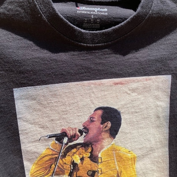 Men's Champion x Queen T-Shirt Black Freddy Mercury S Crew Cotton 80s Music Icon - Picture 8 of 11